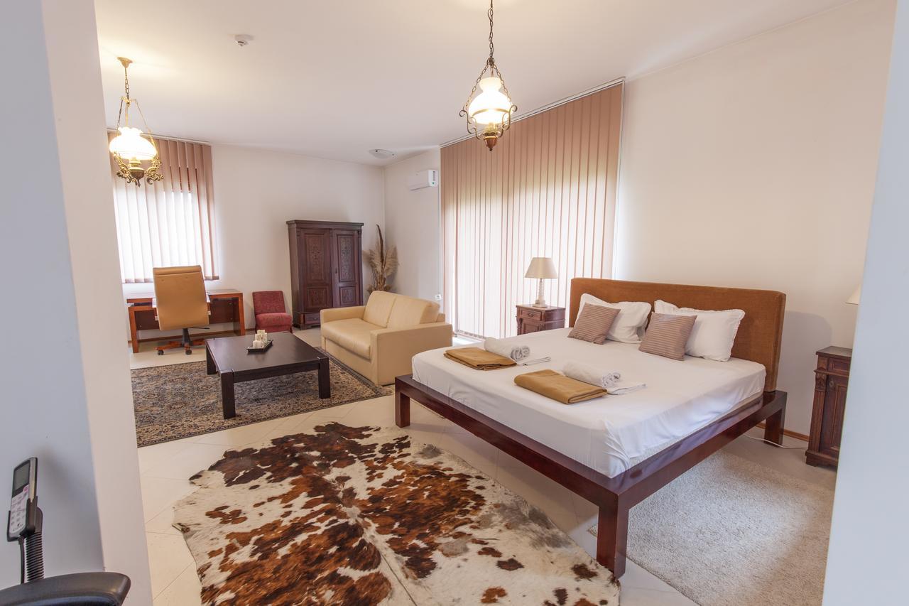 The Belgrade Hills Rooms And Suites エクステリア 写真